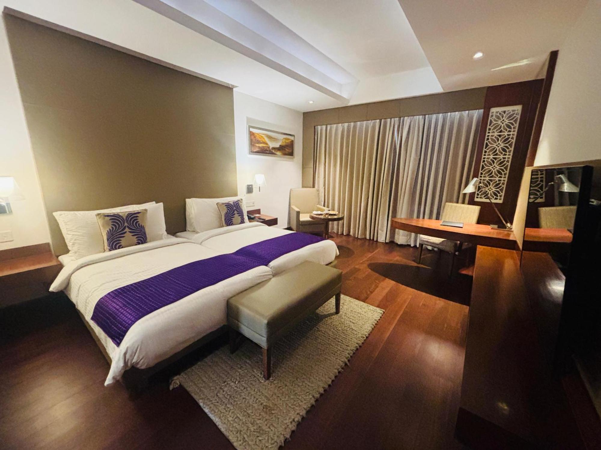 The Anya Hotel-Golf Course Road Gurgaon Dış mekan fotoğraf